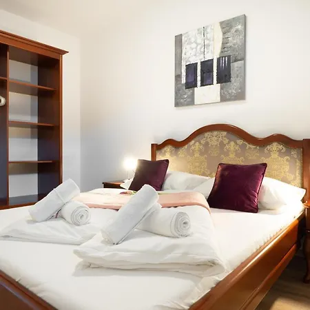 公寓 Lungau Living - Penthouse 圣迈克尔隆高